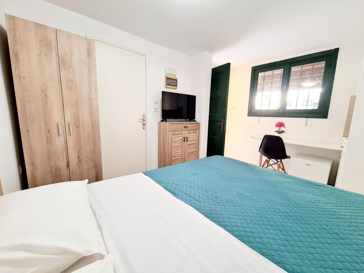 Piccolo Modern Suites Old Town Rhodes City Exterior photo